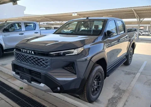 2026 Toyota Hilux Travo 4TREX Premium · Double Cab · 2.8 4WD MT