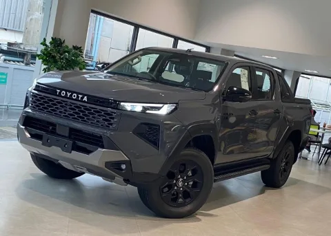 2026 Toyota Hilux Travo Overland · Double Cab · 2.8 2WD AT