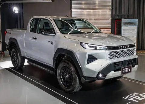 2026 Toyota Hilux Travo 4TREX Premium · Smart Cab · 2.8 4WD AT