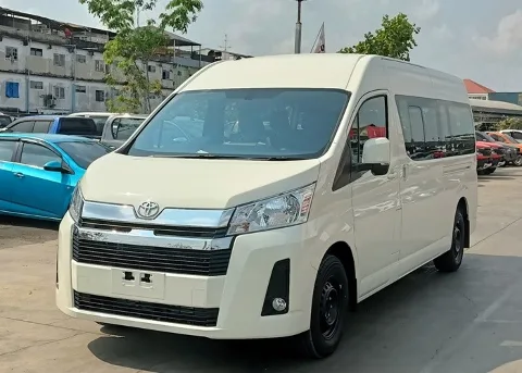 2026 Toyota Commuter Van · 2.8 2WD AT