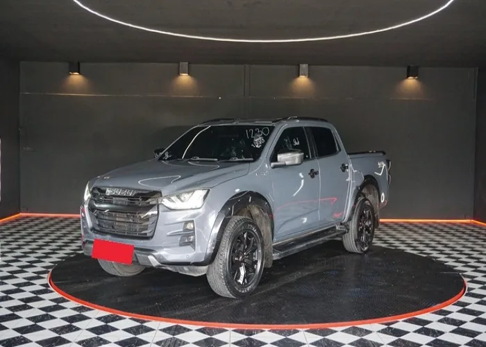 2022 Isuzu D-max M · Double Cab · 3.0 4WD AT — photo 1 of 14