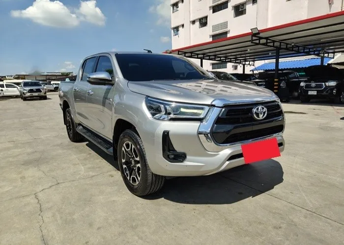 2020 Toyota Hilux Revo Hight · Double Cab · 2.8 4WD AT — photo 1 of 12