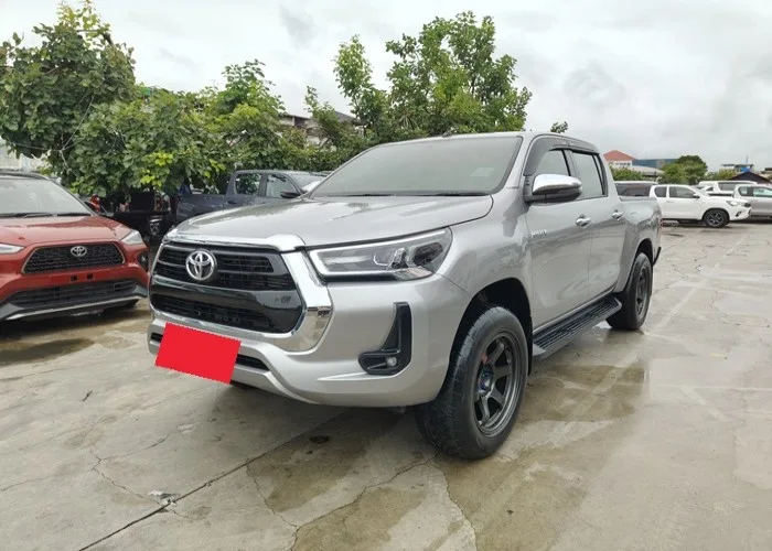 2022 Toyota Hilux Revo Entry · Double Cab · 2.4 2WD AT — photo 1 of 15