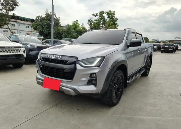 2020 Isuzu D-max M · Double Cab · 3.0 4WD AT — photo 1 of 15