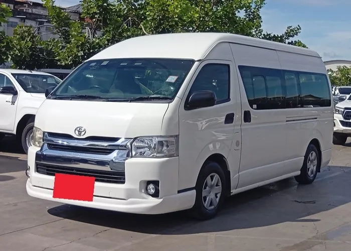 2019 Toyota Commuter Van · 2.7 2WD MT — photo 1 of 16