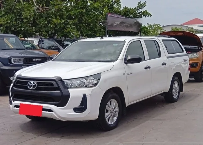 2020 Toyota Hilux Revo Mid · Double Cab · 2.4 2WD AT — photo 1 of 14