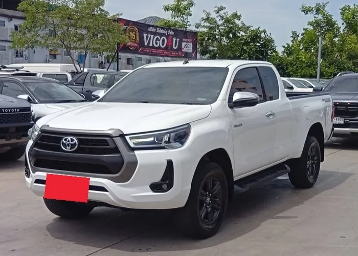 2021 Toyota Hilux Revo Mid · Smart Cab · 2.4 2WD AT — photo 1 of 12