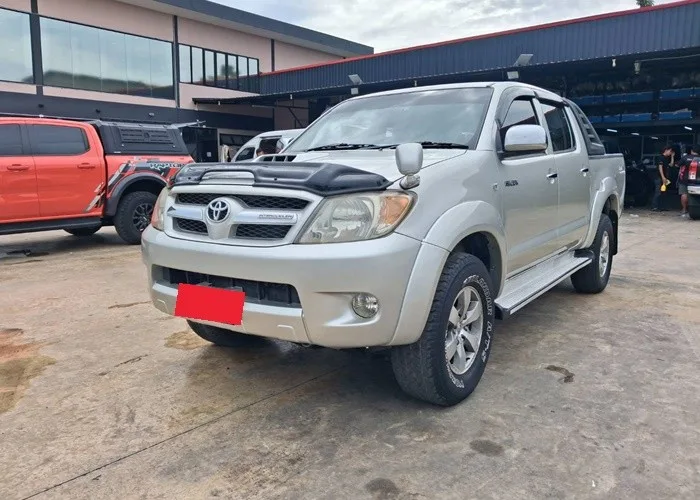 2006 Toyota Hilux Vigo G · Double Cab · 3.0 4WD AT — photo 1 of 17