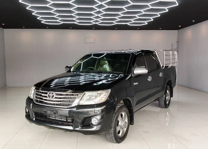 2013 Toyota Hilux Revo J · Double Cab · 2.7 2WD MT — photo 1 of 16