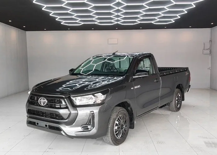 2021 Toyota Hilux Revo Entry · Single Cab · 2.4 2WD MT — photo 1 of 16