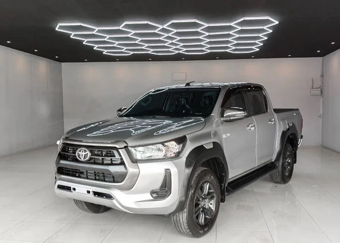 2021 Toyota Hilux Revo Entry · Double Cab · 2.4 2WD AT — photo 1 of 17