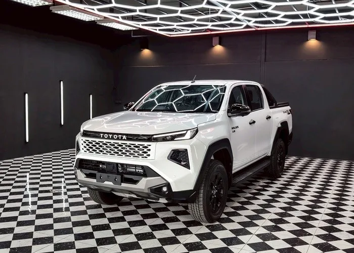 2026 Toyota Hilux Travo Overland Plus · Double Cab · 2.8 4WD AT — photo 1 of 17