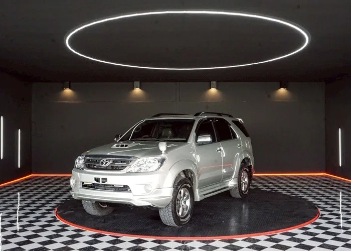 2007 Toyota Fortuner V · SUV · 3.0 4WD AT — photo 1 of 16