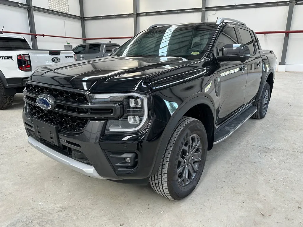 2025 Ford Ranger Wildtrak Double Cab · 2.0 4WD AT — photo 1 of 47