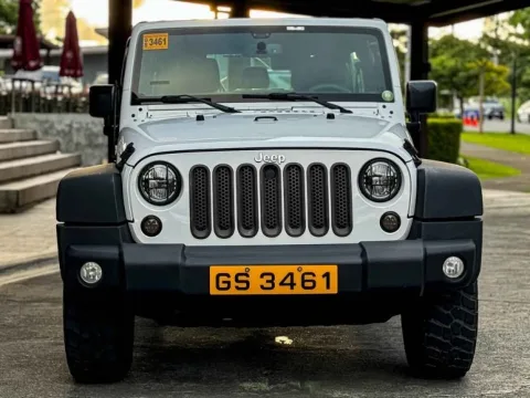 2017 Jeep Wrangler SUV · 3.6 4WD AT