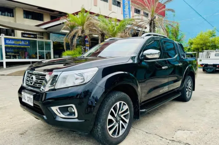 2020 Nissan Navara Double Cab · 2.5 2WD AT — photo 1 of 11