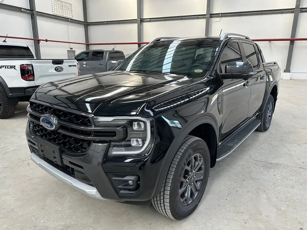 2025 Ford Ranger Double Cab · 2.0 4WD AT — photo 1 of 50