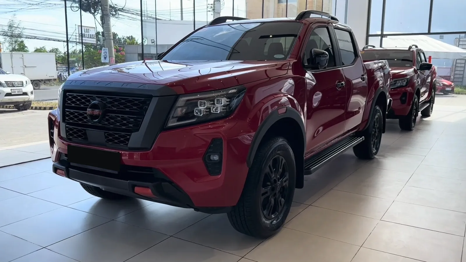 2026 Nissan Navara Double Cab · 2.5 2WD AT — photo 1 of 37