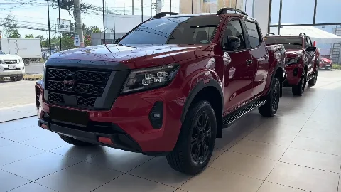 2026 Nissan Navara Double Cab · 2.5 2WD AT