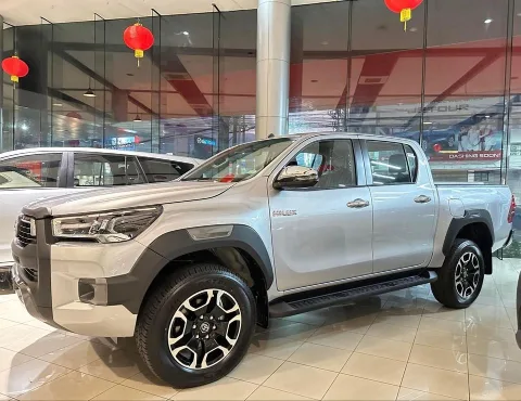 2024 Toyota Hilux Double Cab · 2.4 2WD AT