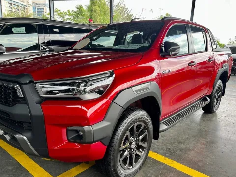 2024 Toyota Hilux Double Cab · 2.8 4WD MT