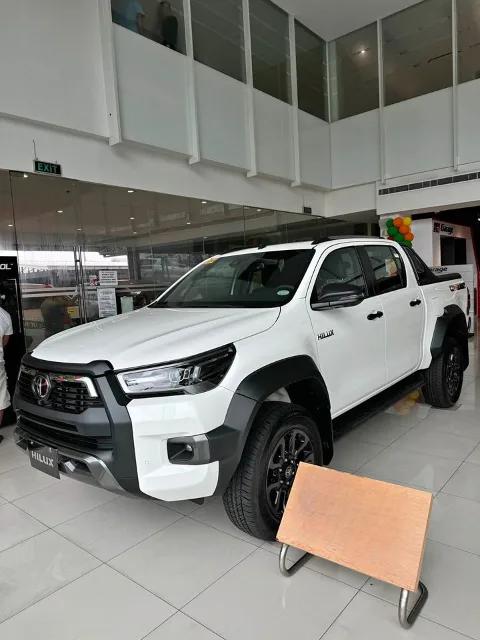 2024 Toyota Hilux Pickup · 2.8 4WD MT