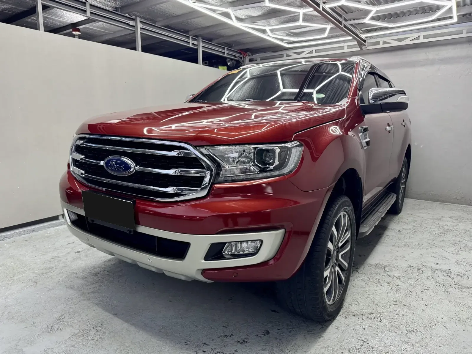 2020 Ford Everest Everest · SUV · 2.0 2WD AT — photo 1 of 13