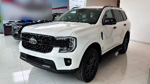 2025 Ford Everest Everest · SUV · 2.0 2WD AT