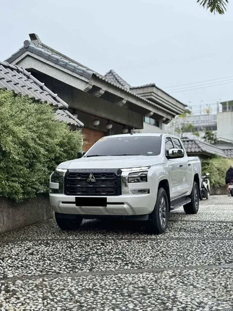 2026 Mitsubishi Triton Double Cab · 2.4 2WD AT
