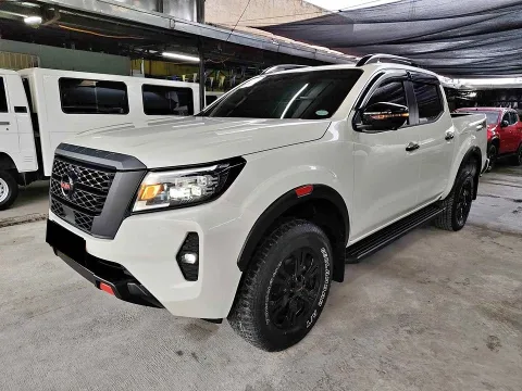 2025 Nissan Navara Double Cab · 2.5 4WD AT