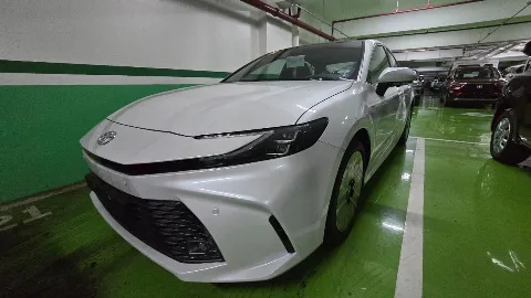 2025 Toyota Camry Sedan · 2.5 2WD AT