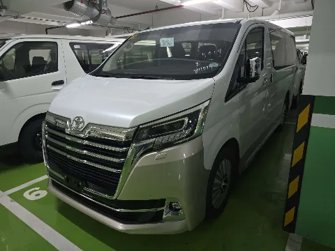 2027 Toyota Super Grandia Elite · Van · 2.8 2WD AT
