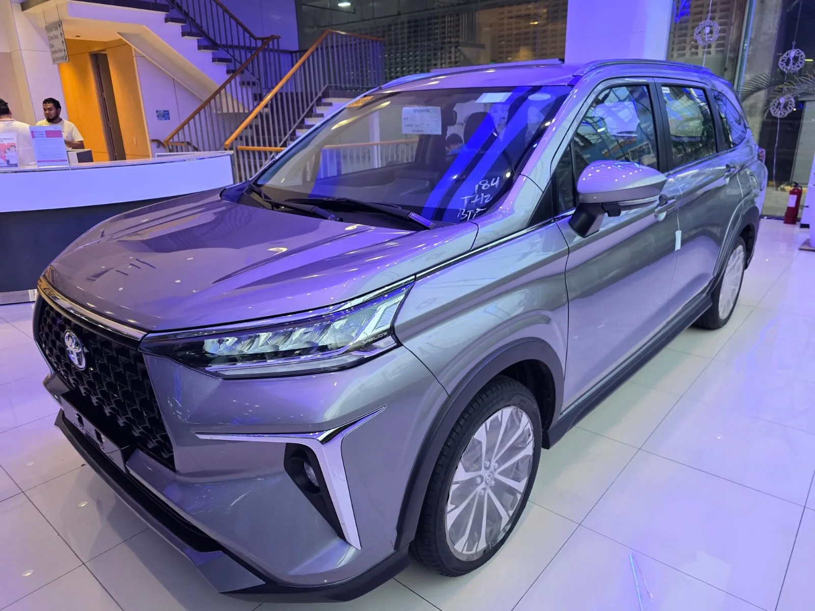 2027 Toyota Veloz V · SUV · 1.5 2WD AT — photo 1 of 19