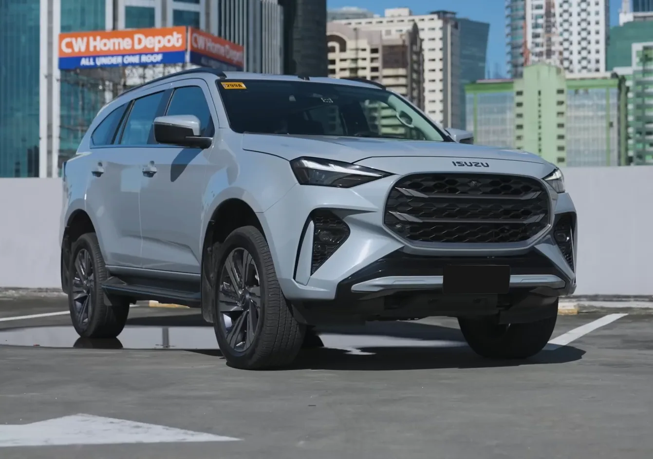 2026 Isuzu Mu-x SUV · 3.0 4WD AT — photo 1 of 18