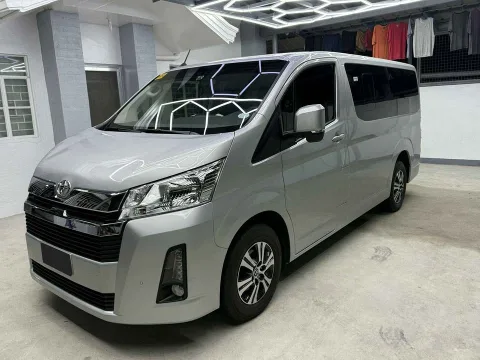 2027 Toyota Gl Grandia Van · 2.8 2WD AT