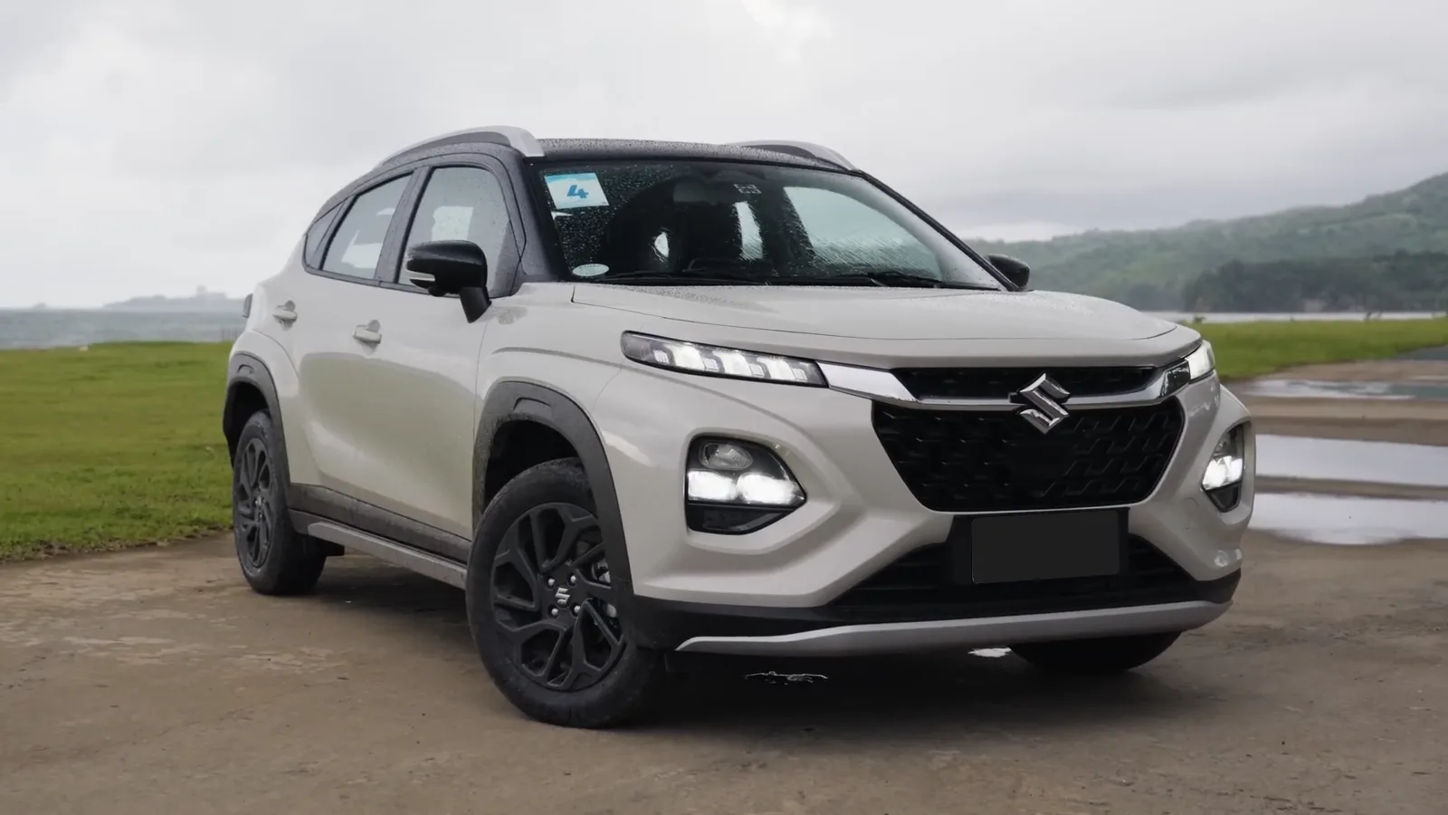 2026 Suzuki Fronx SUV · 1.5 2WD AT — photo 1 of 13