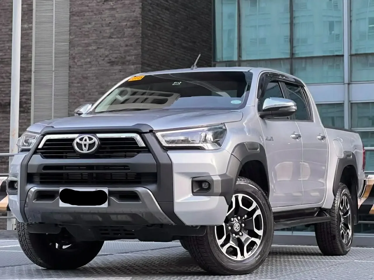 2025 Toyota Hilux Double Cab · 2.4 2WD AT — photo 1 of 15