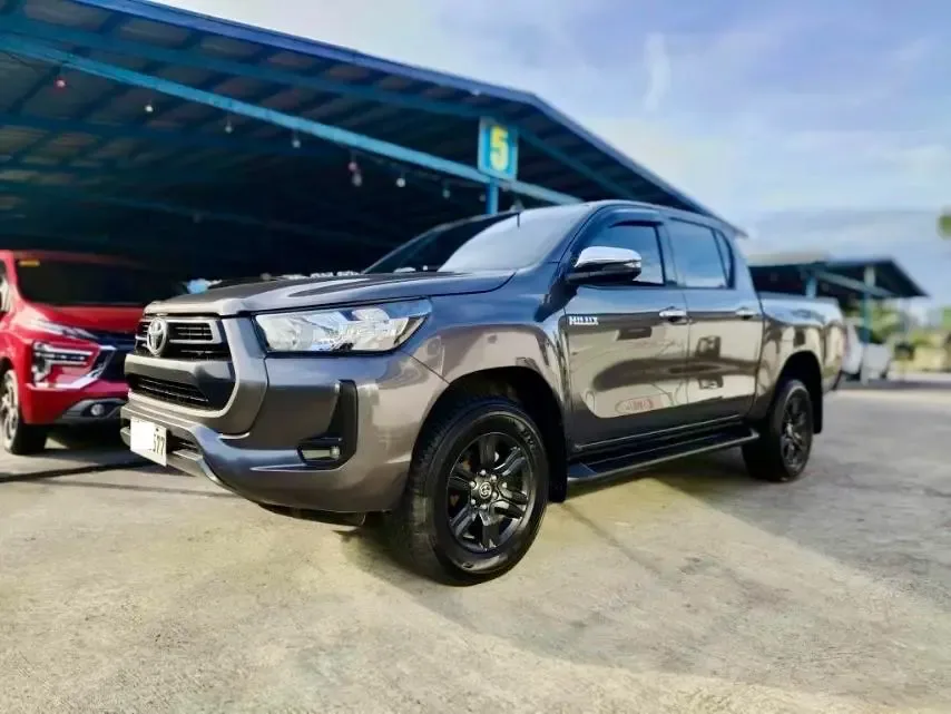 2022 Toyota Hilux Pickup · 2.4 2WD AT — photo 1 of 11