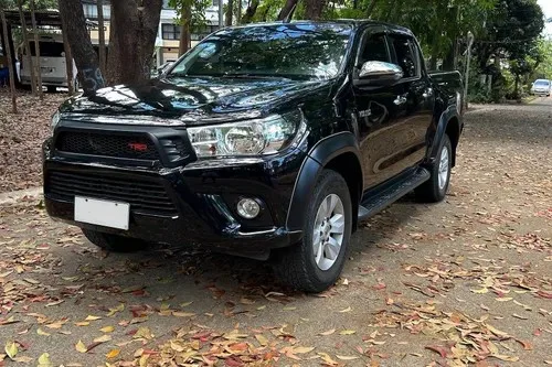 2018 Toyota Hilux Pickup · 2.4 2WD AT — photo 1 of 12
