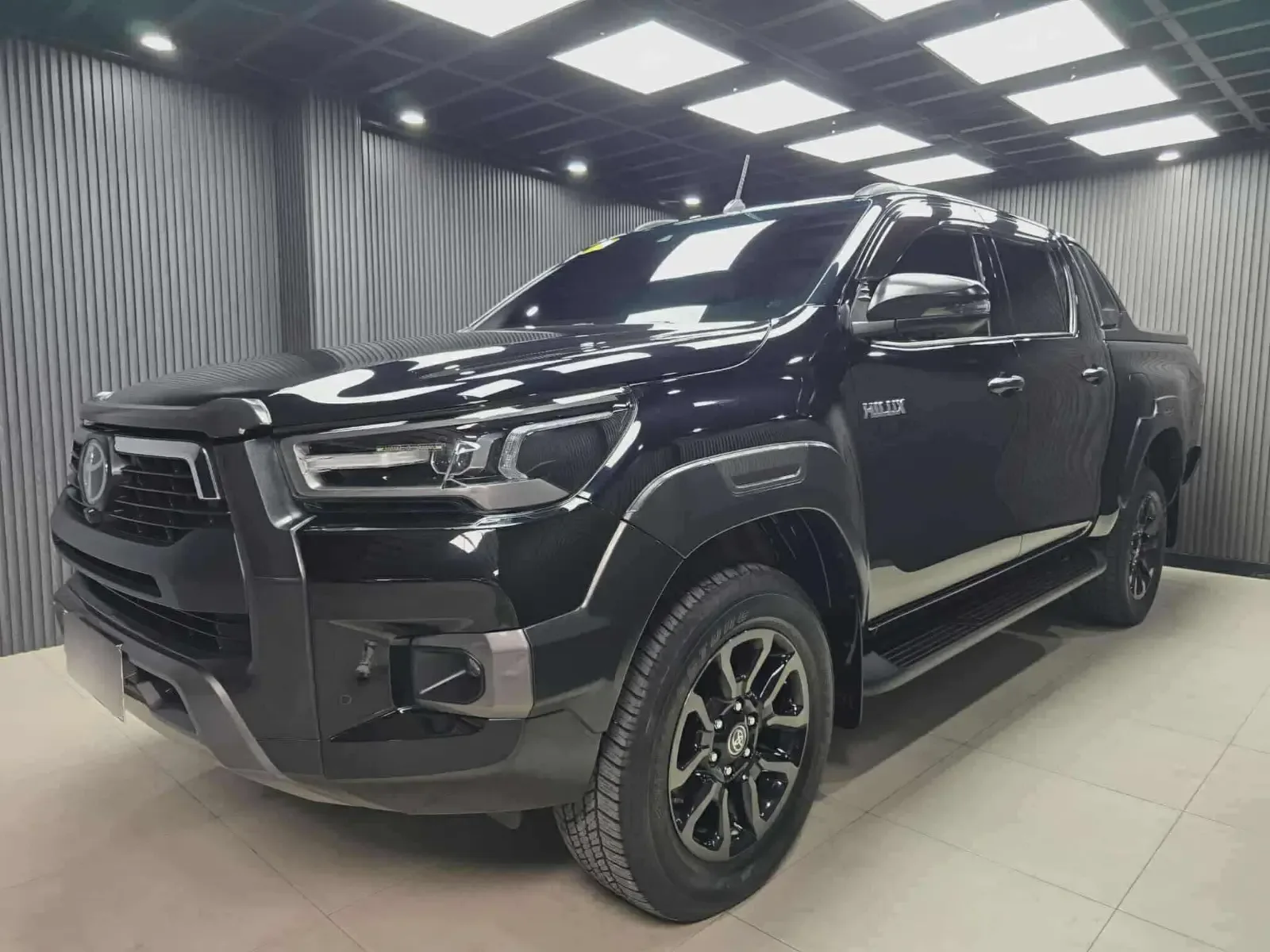2023 Toyota Hilux Double Cab · 2.4 2WD AT — photo 1 of 10