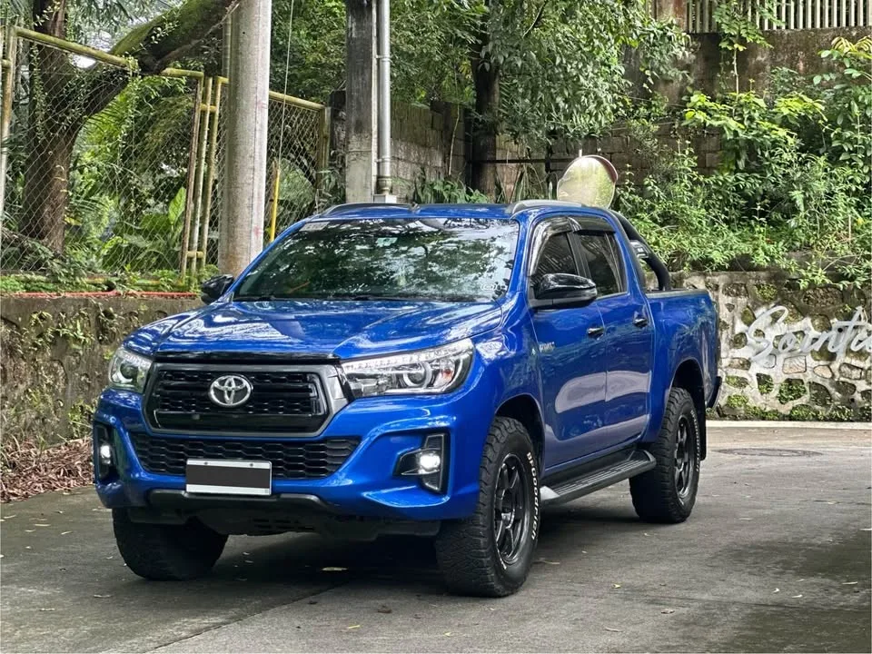 2019 TOYOTA PICKUP 2.4 2WD AT Blue Pickup · Automatic — photo 1 of 6