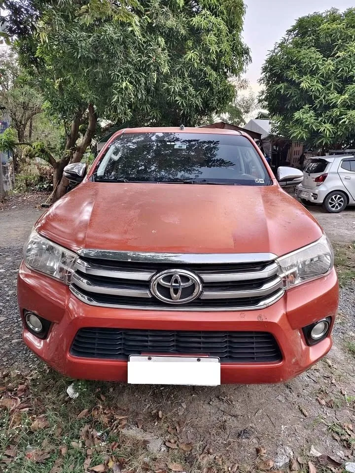2018 Toyota Hilux G · Pickup · 2.8 4WD MT — photo 1 of 8