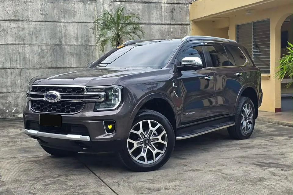 2023 Ford Everest Everest · SUV · 2.0 2WD AT — photo 1 of 19