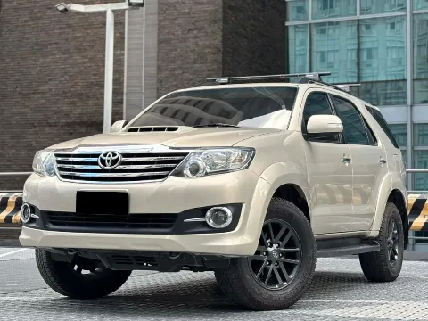 2015 Toyota Fortuner G · SUV · 2.5 2WD MT