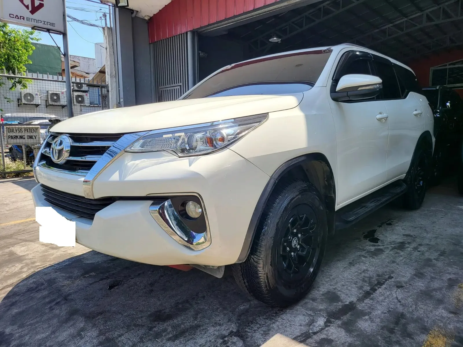 2020 Toyota Fortuner G · SUV · 2.4 2WD AT — photo 1 of 15