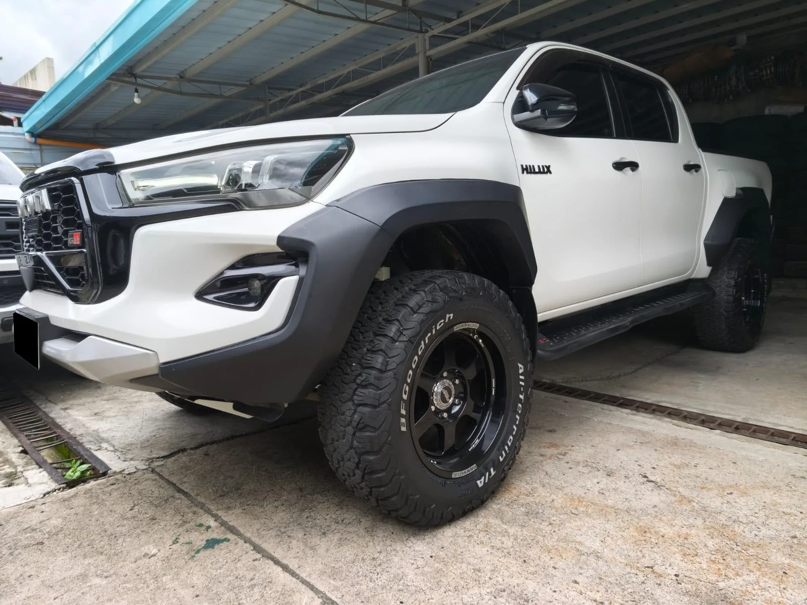 2018 Toyota Hilux Conquest · Double Cab · 2.4 2WD AT — photo 1 of 32