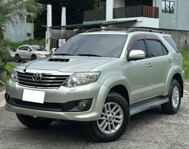2013 Toyota Fortuner G · SUV · 2.5 2WD AT — photo 1 of 16