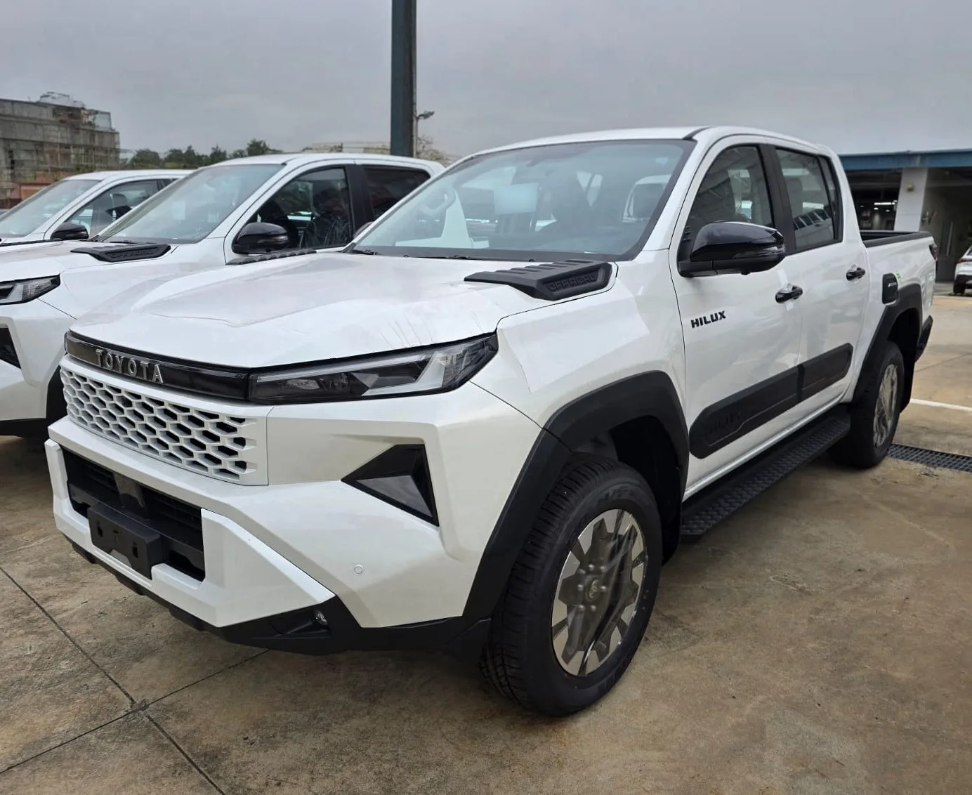 2027 Toyota Hilux Trailhunter · Double Cab · 2.8 4WD AT — photo 1 of 49
