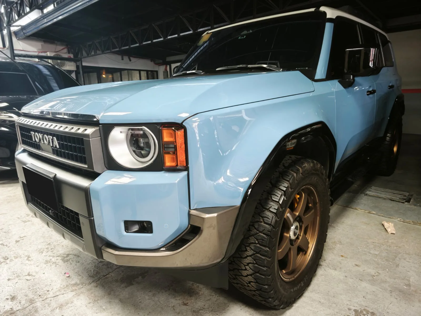 2025 Toyota Land Cruiser LC250 · SUV · 2.4 4WD AT — photo 1 of 44