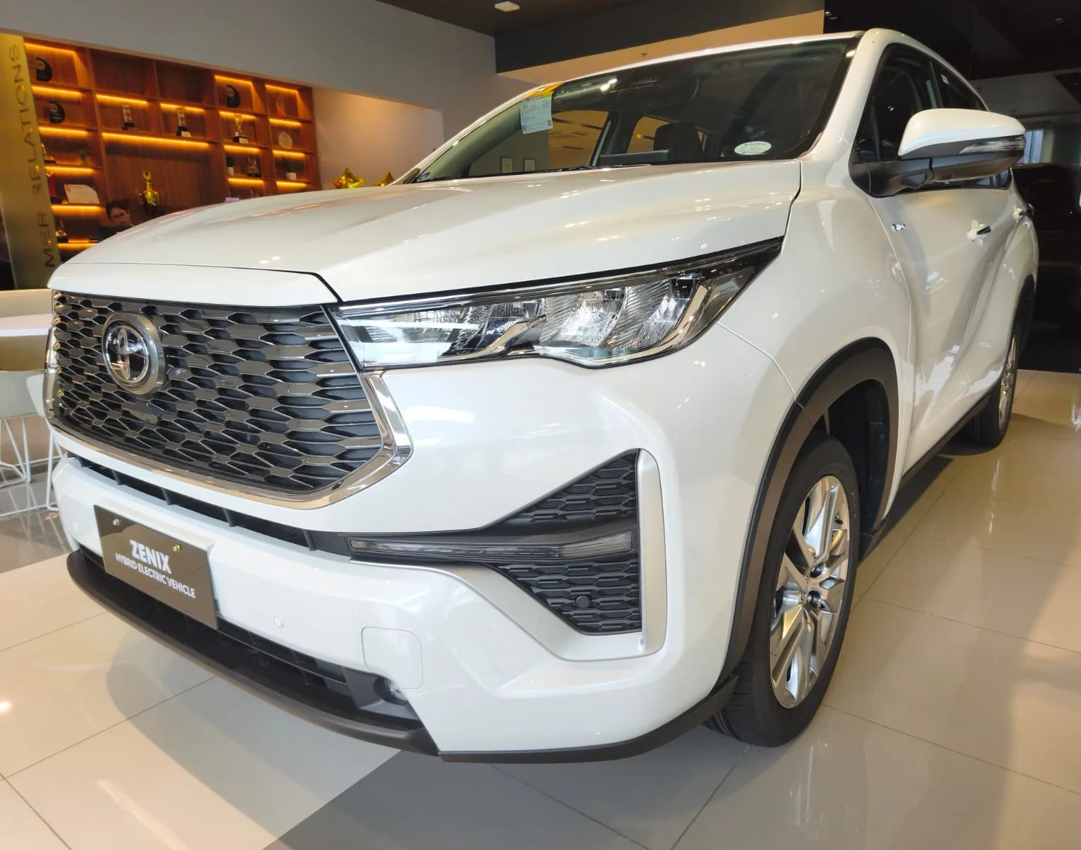 2026 Toyota Zenix Q · MPV · 2.0 2WD AT — photo 1 of 36
